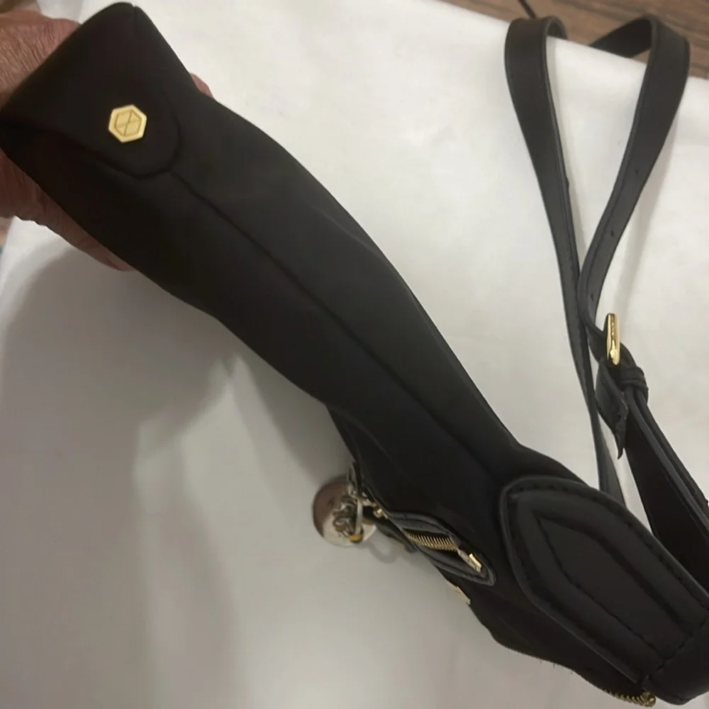 Lodis NWOT Crossbody Bag with Bee Charm adjustable straps Gold & Black